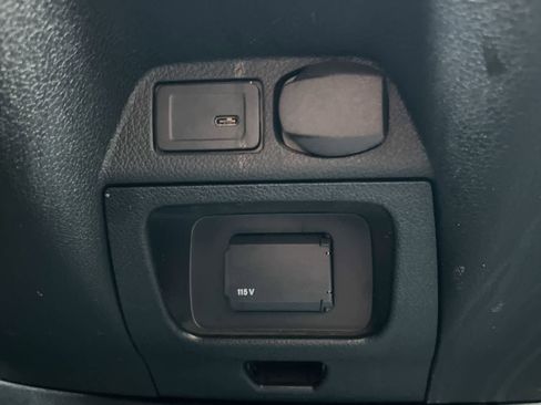 Used 2023 Mercedes-Benz Sprinter 2500 image 24