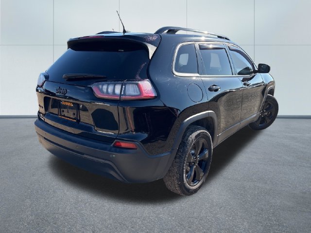 Used 2019 Jeep Cherokee Latitude Plus AWD/4WD image 4