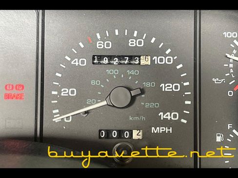 Used 1990 Ford Mustang GT RWD image 20