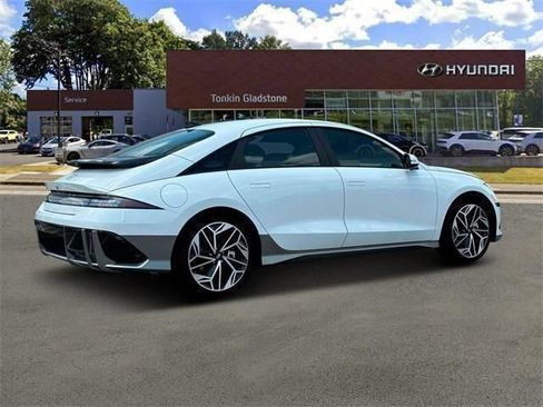 New 2025 Hyundai Ioniq 6 SEL AWD/4WD image 8