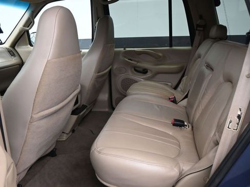 Used 2000 Ford Expedition Eddie Bauer RWD image 12
