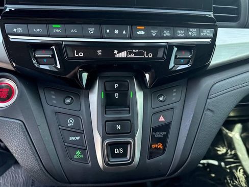 Certified 2025 Honda Odyssey EX-L image 24