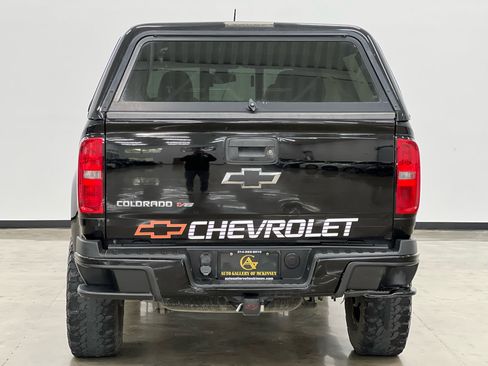 Used 2018 Chevrolet Colorado Z71 image 6