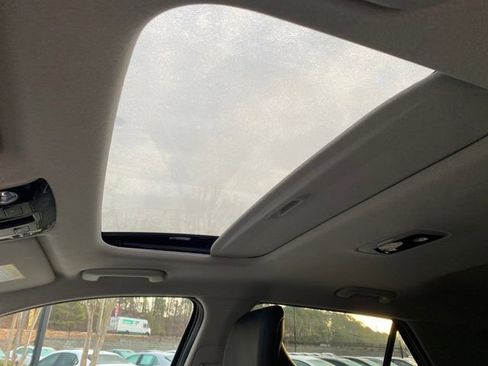 Used 2023 Kia Niro EX Touring image 16