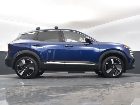 New 2026 Nissan Kicks SR w/ Cold Weather Package image 43