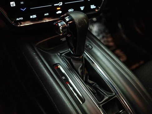 Used 2020 Honda HR-V EX image 17