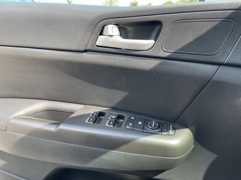 Certified 2022 Kia Sportage Nightfall Edition image 17