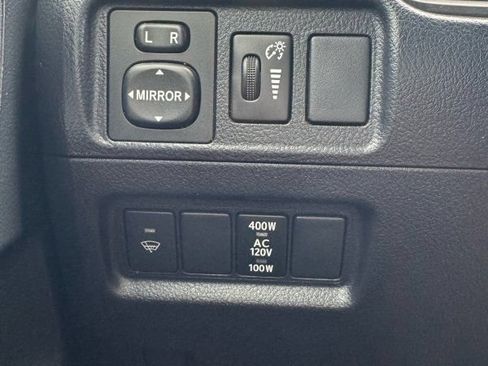 Used 2019 Toyota 4Runner SR5 Premium AWD/4WD image 18