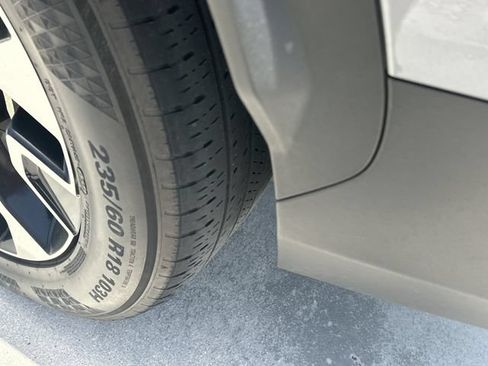 Certified 2025 Kia Sportage EX FWD image 10