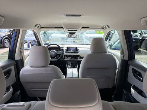 Used 2021 Nissan Rogue SV FWD image 34