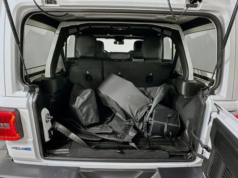 Used 2024 Jeep Wrangler Unlimited Sahara w/ Technology Group image 26