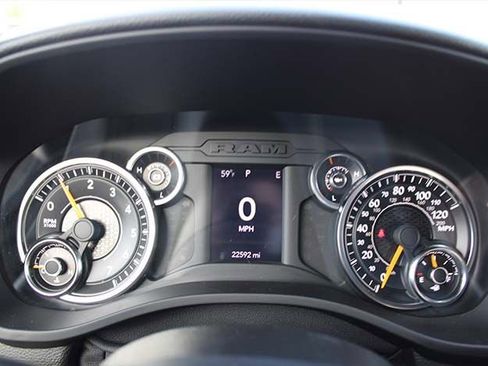 Used 2021 RAM 1500 Big Horn AWD/4WD image 9