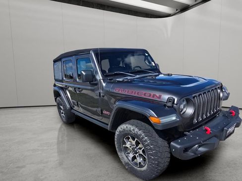 Used 2018 Jeep Wrangler Unlimited Rubicon w/ Dual Top Group AWD/4WD image 8