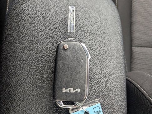 Used 2023 Kia Forte LXS w/ LXS Technology Package image 29