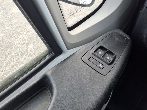 Used 2018 RAM ProMaster 2500 image 16