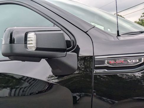 New 2026 GMC Sierra 1500 AT4 w/ AT4 Premium Package AWD/4WD image 13