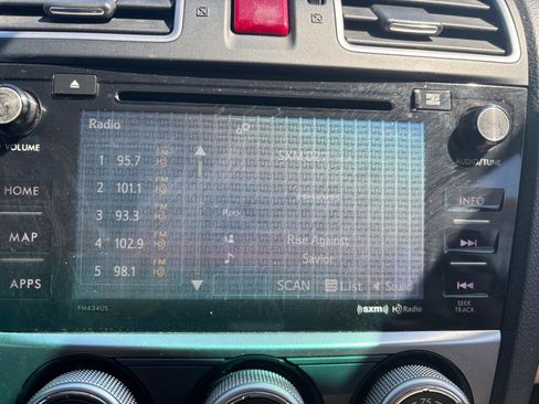 Used 2015 Subaru Crosstrek 2.0i Limited image 13