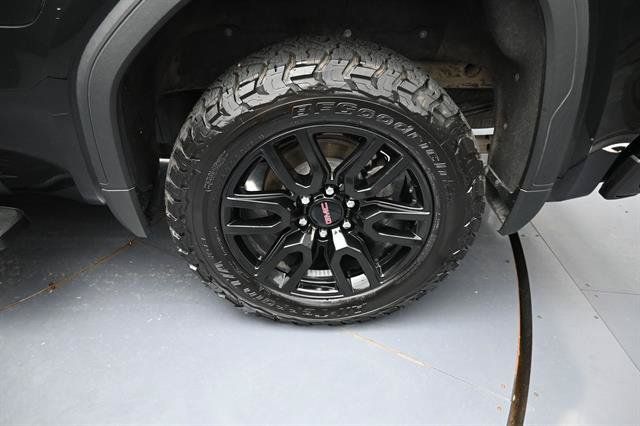 Used 2022 GMC Sierra 1500 Elevation w/ LPO, Elevation Black Package AWD/4WD image 23