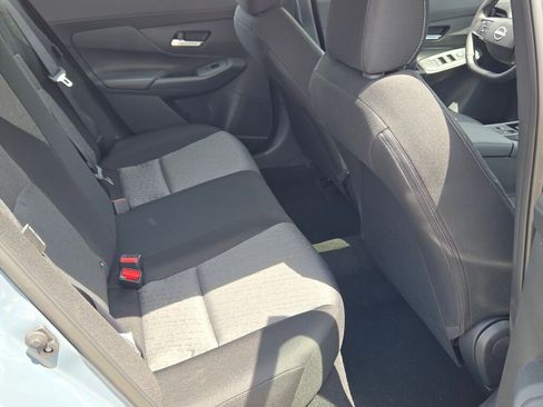 Used 2026 Nissan Sentra SV w/ SV Convenience Package FWD image 7