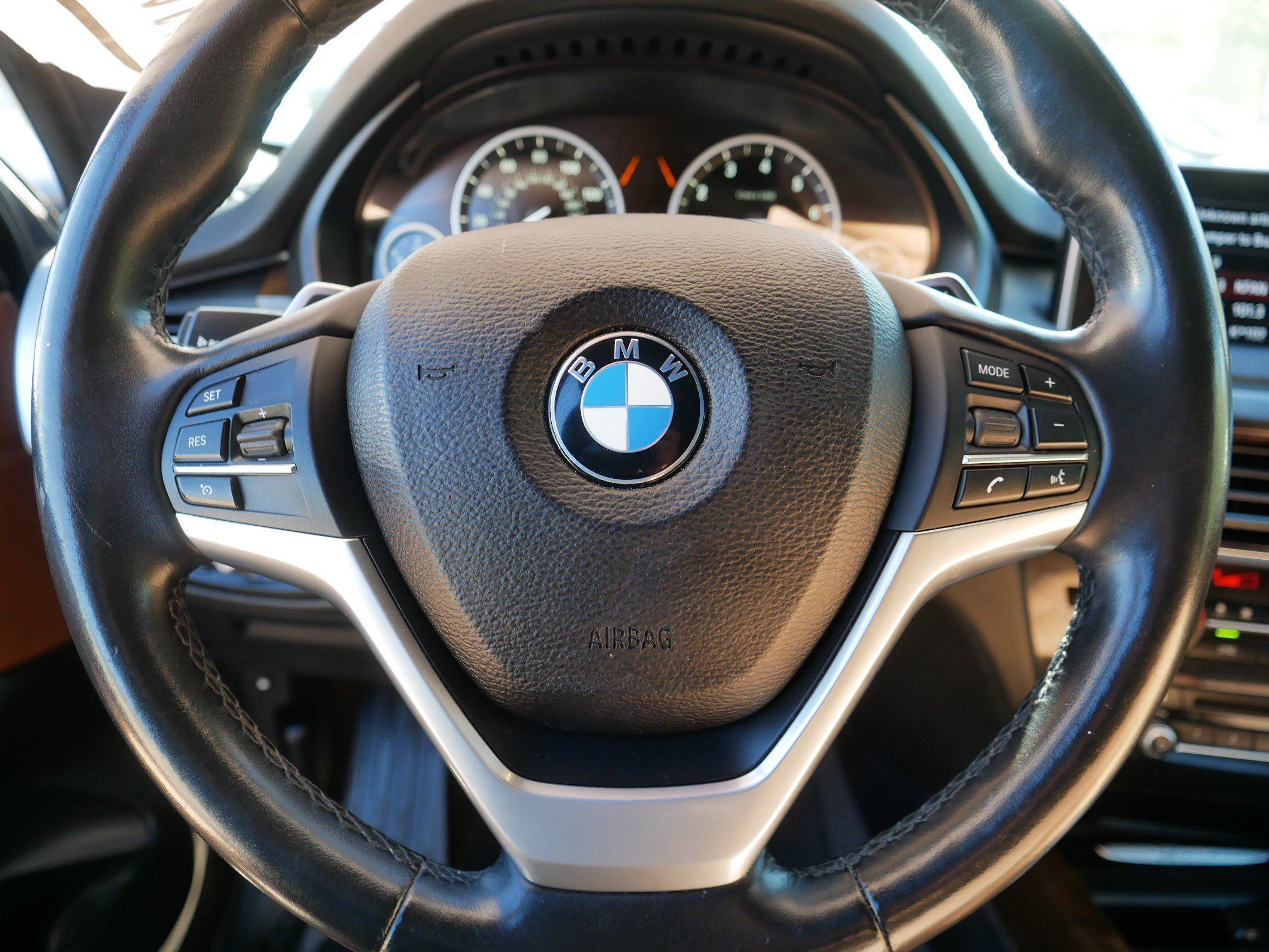 Used 2018 BMW X5 xDrive40e AWD/4WD image 25