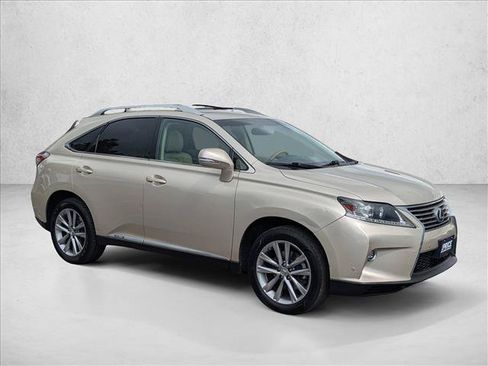 Used 2015 Lexus RX 450h AWD image 3