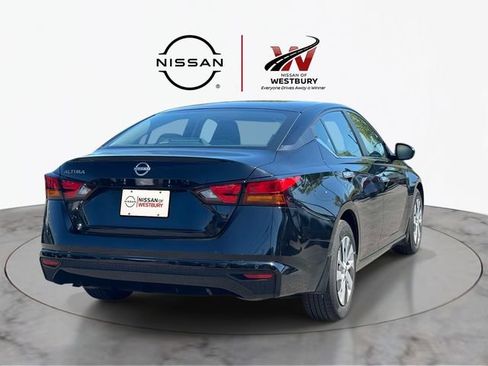 Used 2023 Nissan Altima 2.5 S FWD image 5