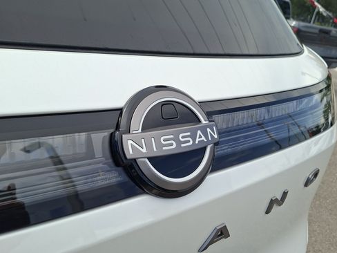 New 2026 Nissan Murano SV AWD/4WD image 16