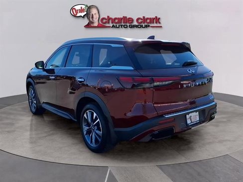 Used 2024 INFINITI QX60 Luxe w/ Vision Package image 3