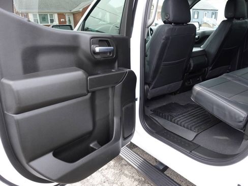 Used 2023 Chevrolet Silverado 1500 Custom w/ LPO, Dark Essentials Package AWD/4WD image 21