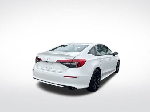 Used 2023 Honda Civic Sport image 4