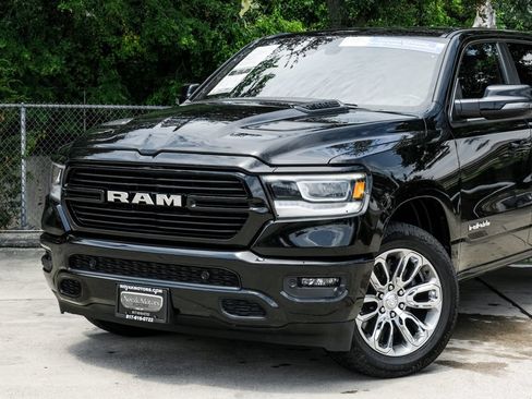 Used 2023 RAM 1500 Laramie AWD/4WD image 12