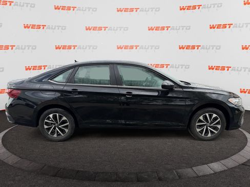 Used 2023 Volkswagen Jetta S FWD image 6