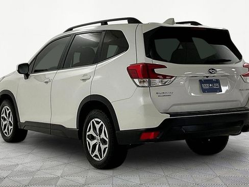 Used 2021 Subaru Forester Premium w/ Popular Package #1 AWD/4WD image 4