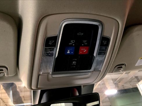 Used 2022 RAM 1500 Laramie image 35