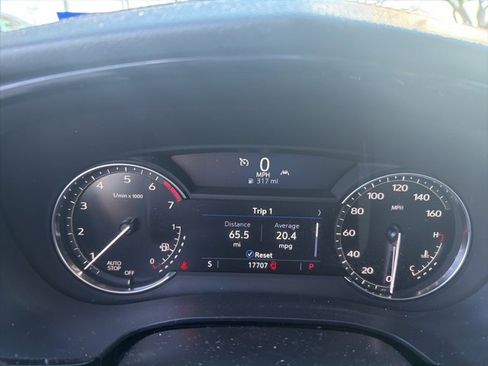 Used 2024 Cadillac XT6 Luxury w/ LPO, Floor Liner Package image 6