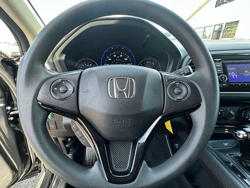 Used 2020 Honda HR-V LX image 29