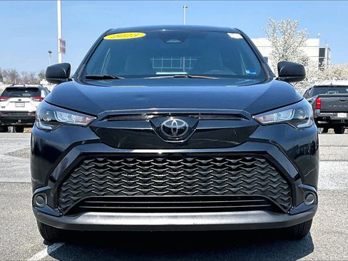 Used 2023 Toyota Corolla Cross S image 3