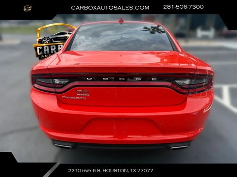 Used 2023 Dodge Charger SXT RWD image 4