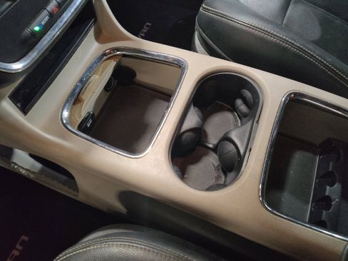 Used 2017 Dodge Grand Caravan SXT FWD image 26