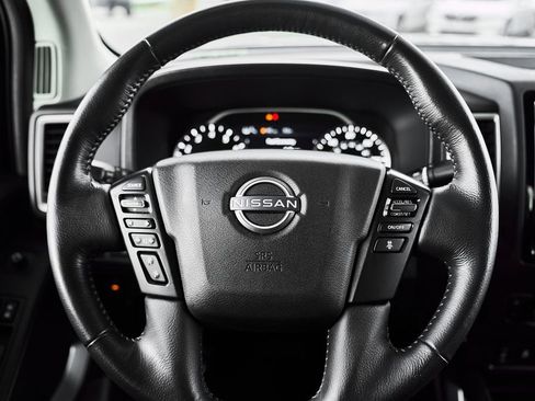 Used 2024 Nissan Frontier SV w/ SV Convenience Package RWD image 20