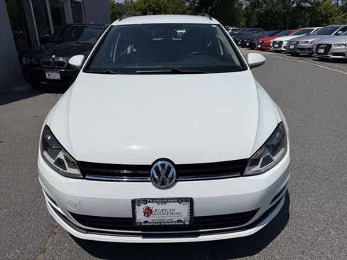 Used 2017 Volkswagen Golf S w/ Driver Assistance Package AWD/4WD image 2
