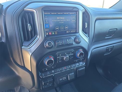 Used 2023 Chevrolet Silverado 2500 LT image 21