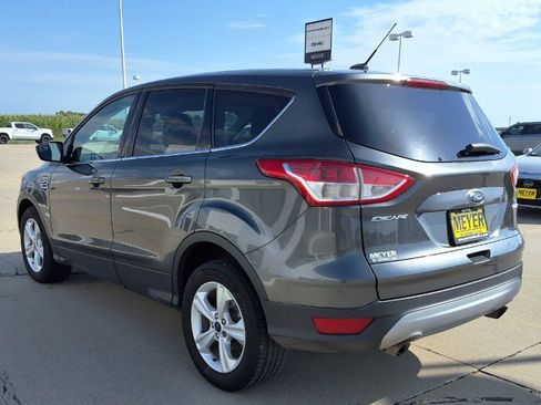 Used 2016 Ford Escape SE FWD image 6