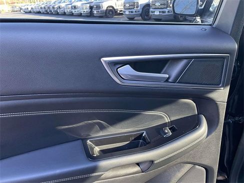 Used 2020 Ford Edge Titanium w/ Cargo Accessory Package image 23