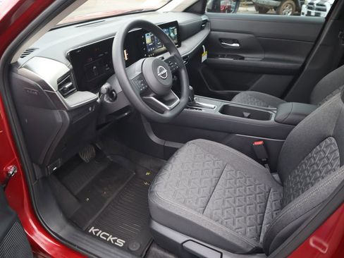 New 2026 Nissan Kicks SV image 12