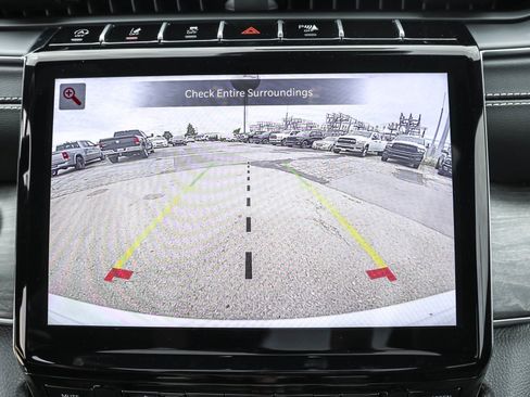 New 2025 Jeep Grand Cherokee Overland w/ Luxury Tech Group IV image 19