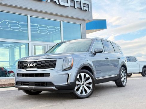 Used 2022 Kia Telluride EX w/ EX Premium Package image 1