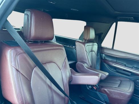 Used 2024 Ford Expedition Max Limited image 29