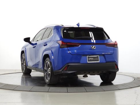 Used 2024 Lexus UX 250h AWD w/ Premium Package image 6