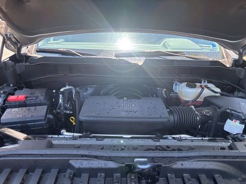 Used 2025 Chevrolet Silverado 1500 RST AWD/4WD image 8